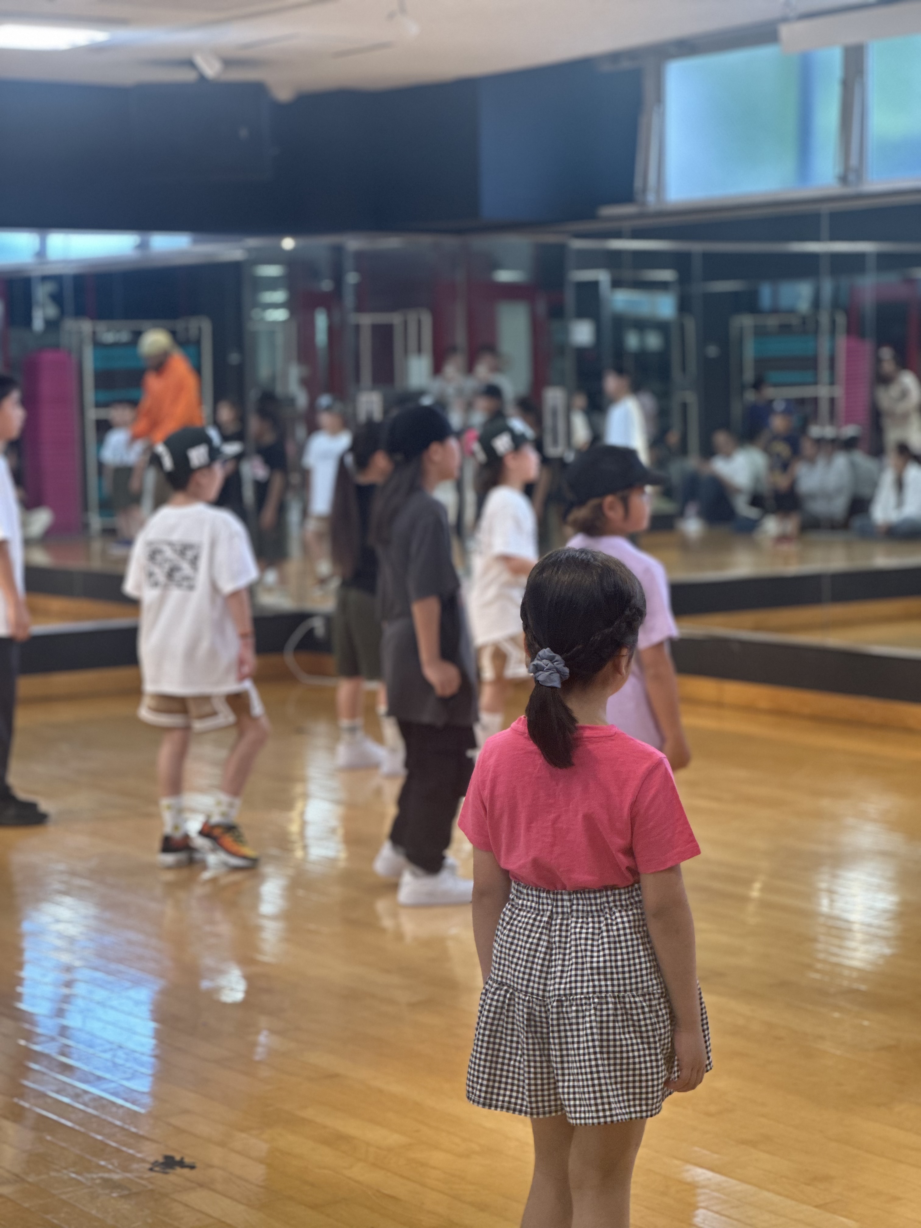 レッスンに参加する子どもたち